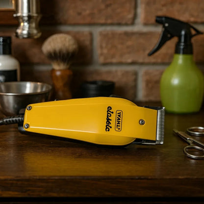 Máquina De Cortar Cabelo  Classic 220V Profissional Com Motor Potente Lâminas De Precisão Alta Durabilidade  WAHL